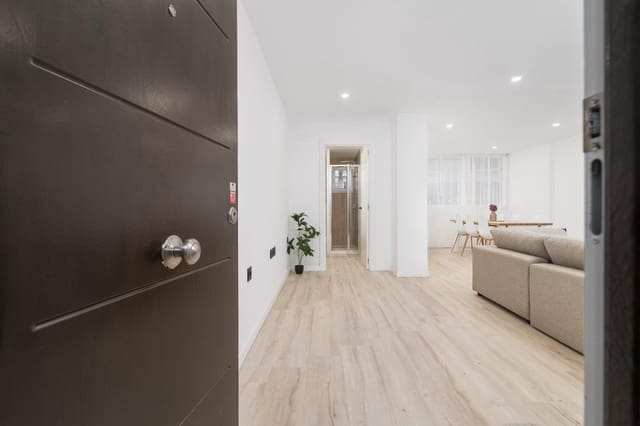 Piso de 3 habitaciones en La Cala del Moral, Rincón de la Victoria en venta con garaje - 390.000 € (Ref: 9506091)