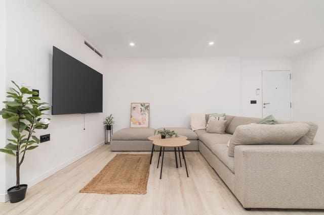 3 slaapkamer Flat te koop in La Cala del Moral, Rincón de la Victoria met garage - € 374.000 (Ref: 9506091)