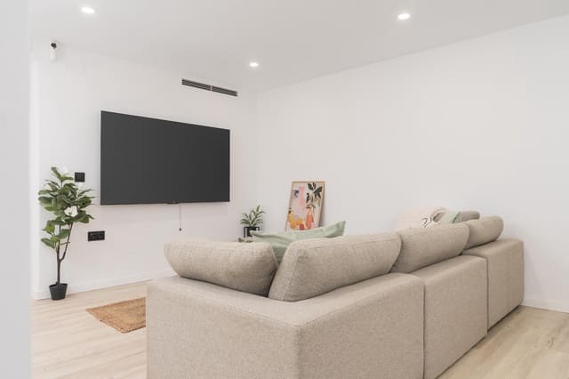 3 slaapkamer Flat te koop in La Cala del Moral, Rincón de la Victoria met garage - € 374.000 (Ref: 9506091)