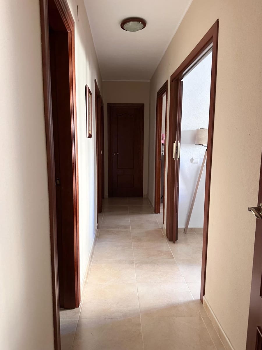Piso de 4 habitaciones en Málaga ciudad en venta - 350.000 € (Ref: 9506094)