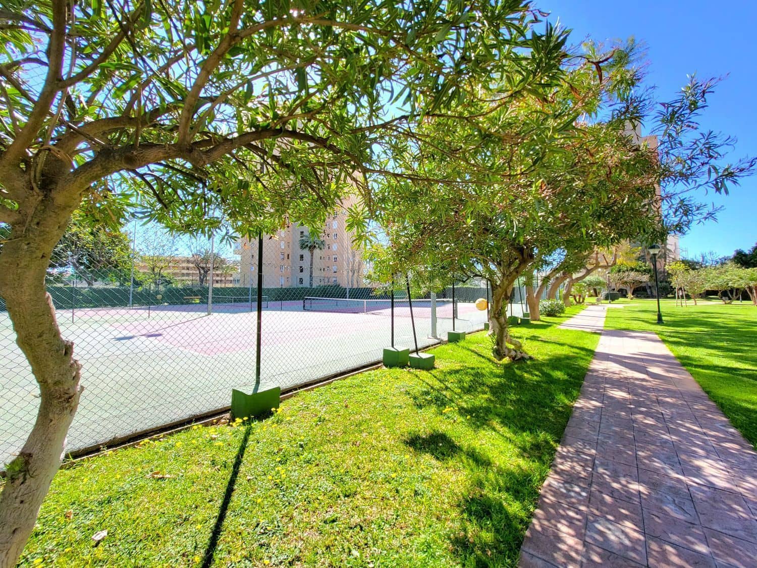 3 sypialnia Mieszkanie na sprzedaż w Torremolinos z basenem - 530 000 € (Ref: 9506102)