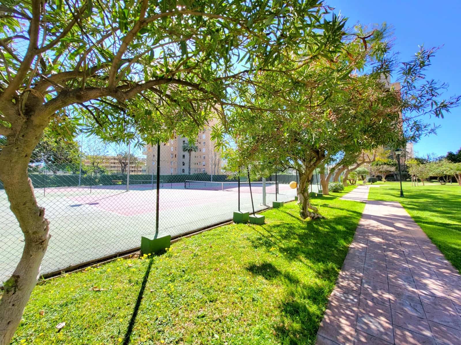 3 sypialnia Mieszkanie na sprzedaż w Torremolinos z basenem - 530 000 € (Ref: 9506102)