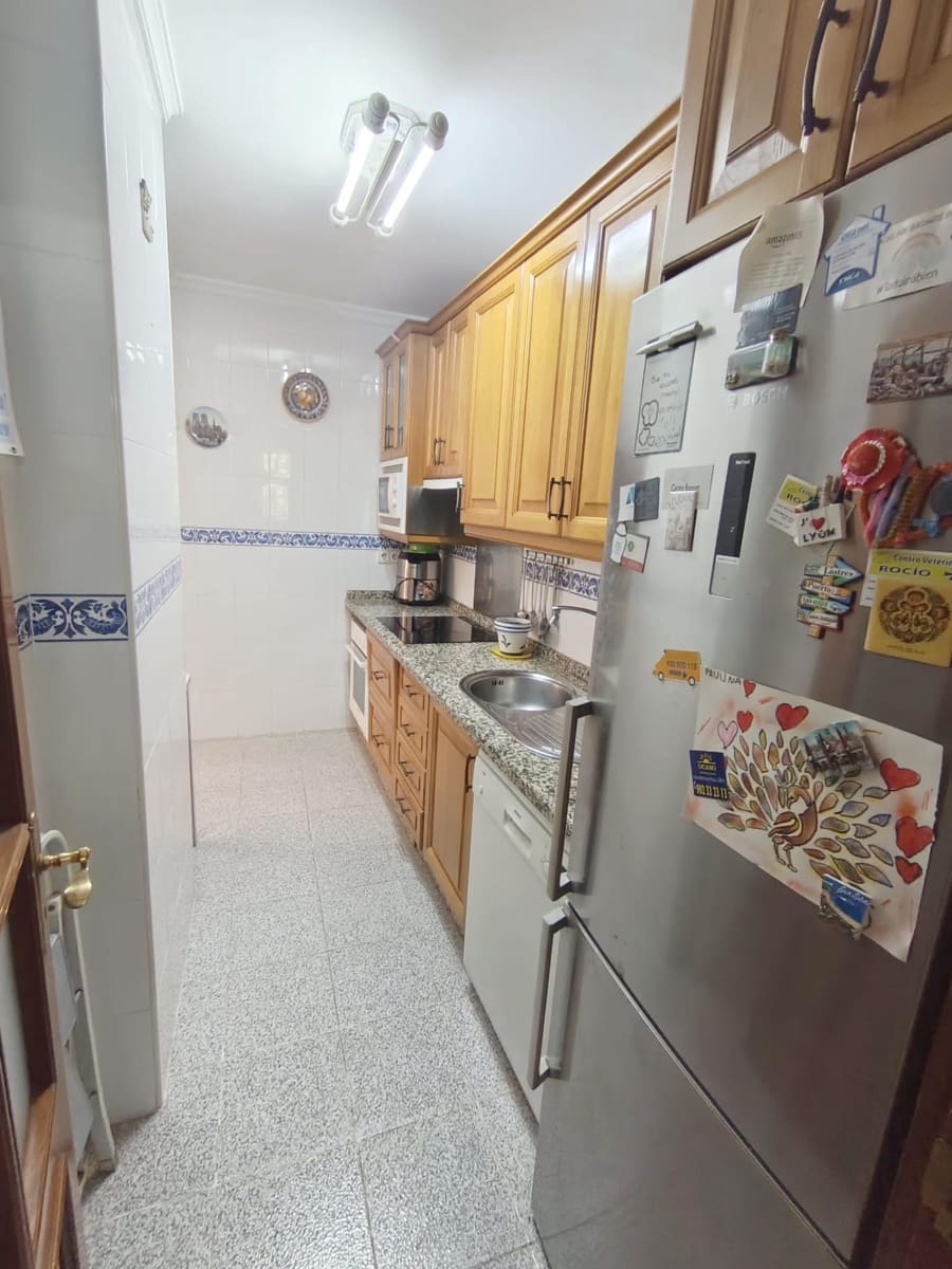 4 sypialnia Mieszkanie na sprzedaż w Miasto Malaga - 340 000 € (Ref: 9506105)