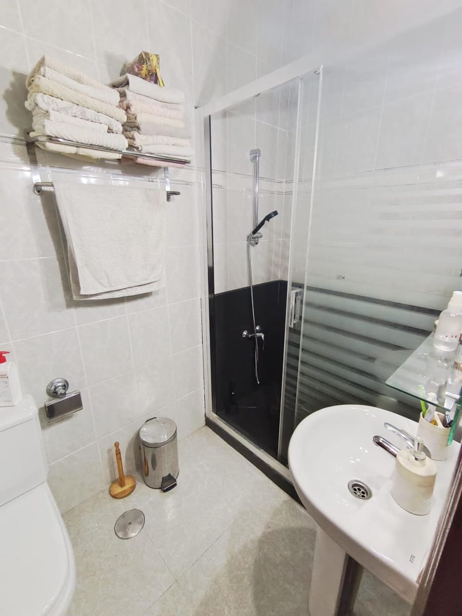 4 sypialnia Mieszkanie na sprzedaż w Miasto Malaga - 340 000 € (Ref: 9506105)