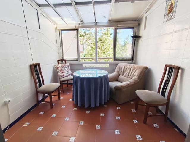 4 sypialnia Mieszkanie na sprzedaż w Miasto Málaga - 340 000 € (Ref: 9506105)