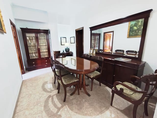 4 sypialnia Mieszkanie na sprzedaż w Miasto Málaga - 340 000 € (Ref: 9506105)