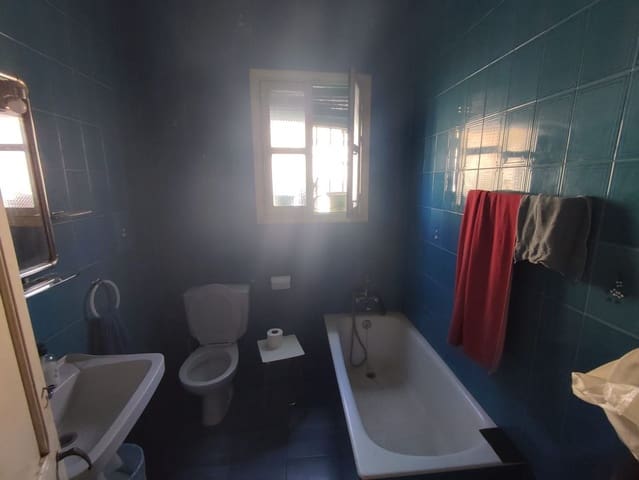 6 soverom Villa til salgs i Ciudad Jardín, Málaga by - € 600 000 (Ref: 9506108)