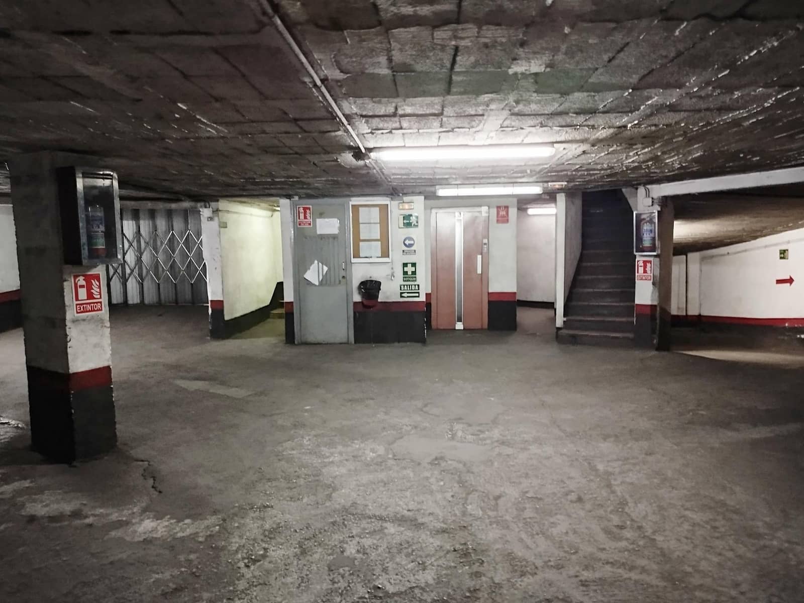 Garaje en Málaga ciudad en alquiler - 120 € (Ref: 9506109)