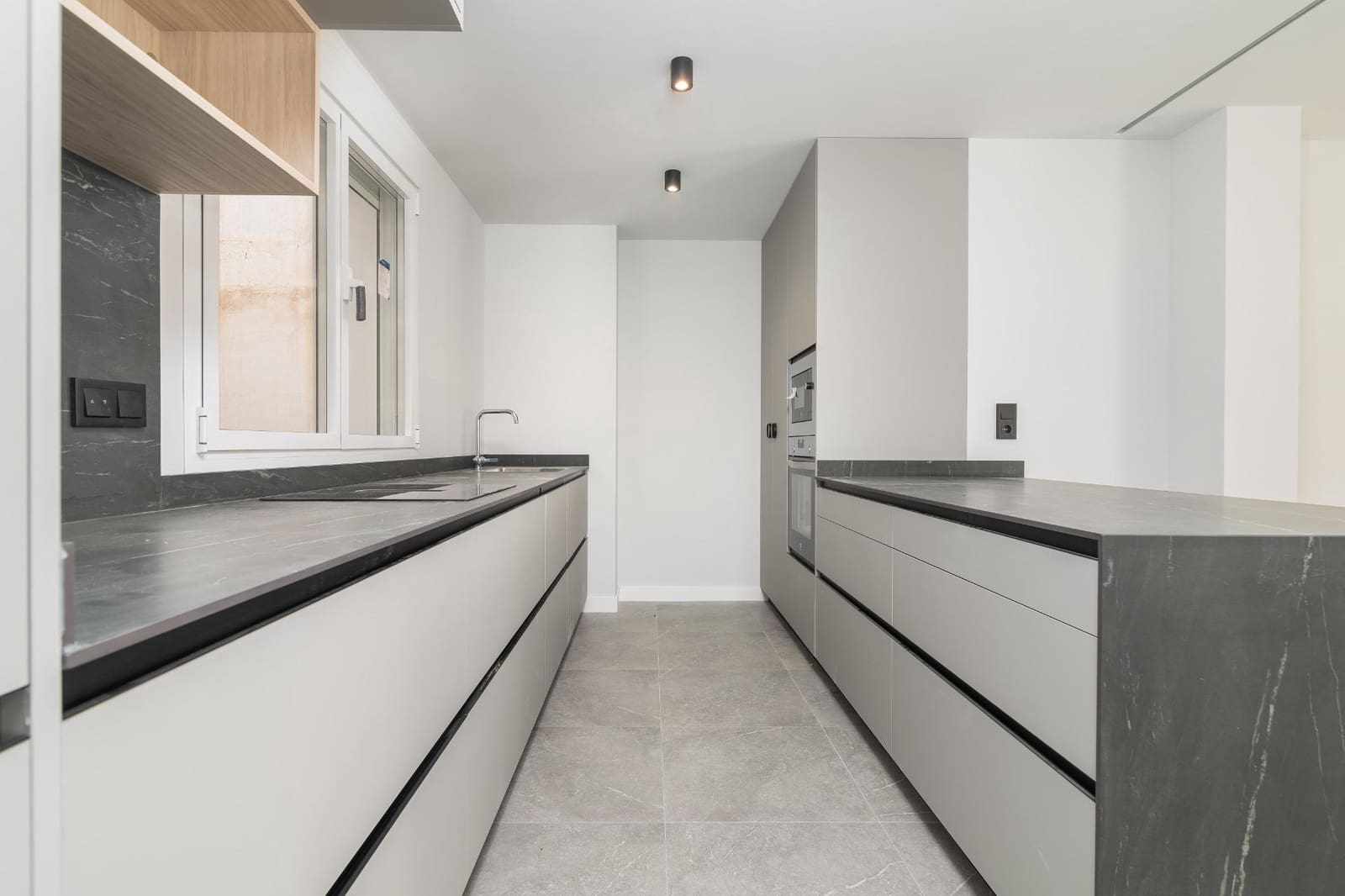 Piso de 4 habitaciones en Málaga ciudad en venta - 999.000 € (Ref: 9506115)