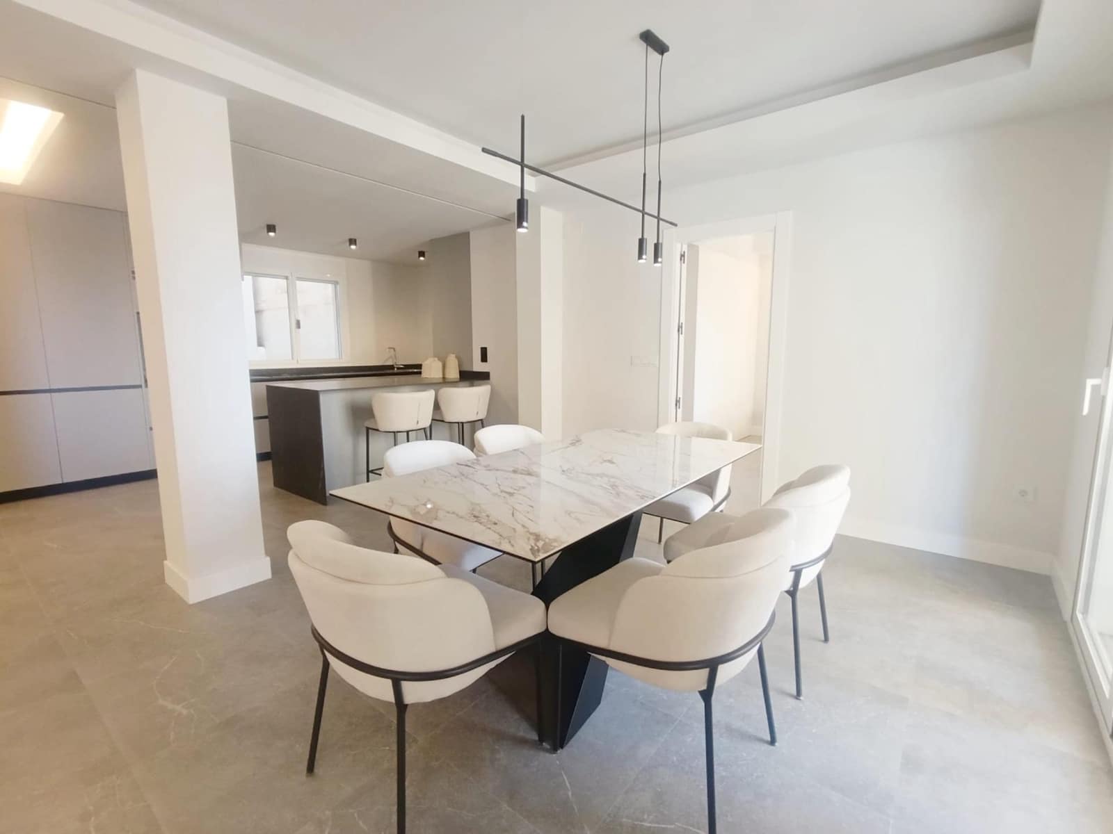 Piso de 4 habitaciones en Málaga ciudad en venta - 999.000 € (Ref: 9506115)