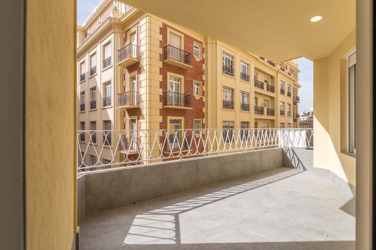 Piso de 4 habitaciones en Málaga ciudad en venta - 999.000 € (Ref: 9506115)