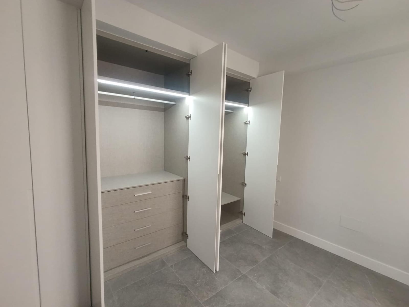 Piso de 4 habitaciones en Málaga ciudad en venta - 999.000 € (Ref: 9506115)