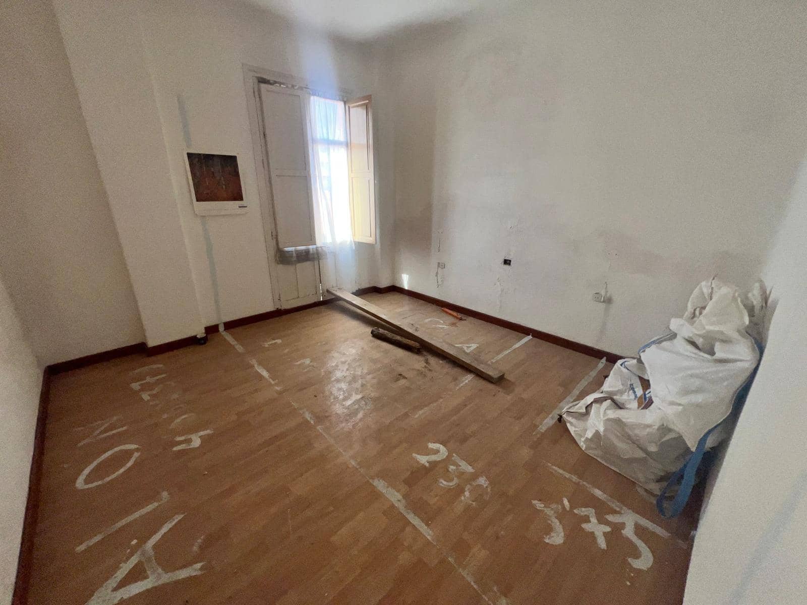 Bedrift til salgs i Malaga by - € 1 350 000 (Ref: 9506128)