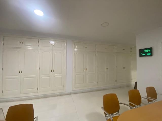Office for rent in Málaga city - € 1,000 (Ref: 9506129)