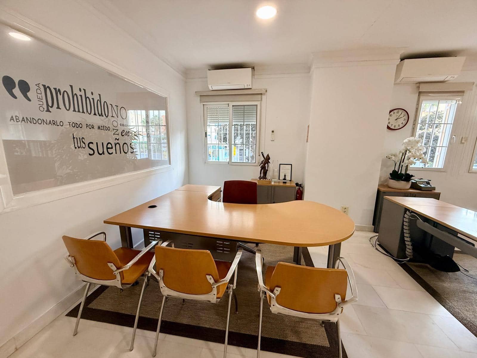 Office for rent in Malaga city - € 1,000 (Ref: 9506129)