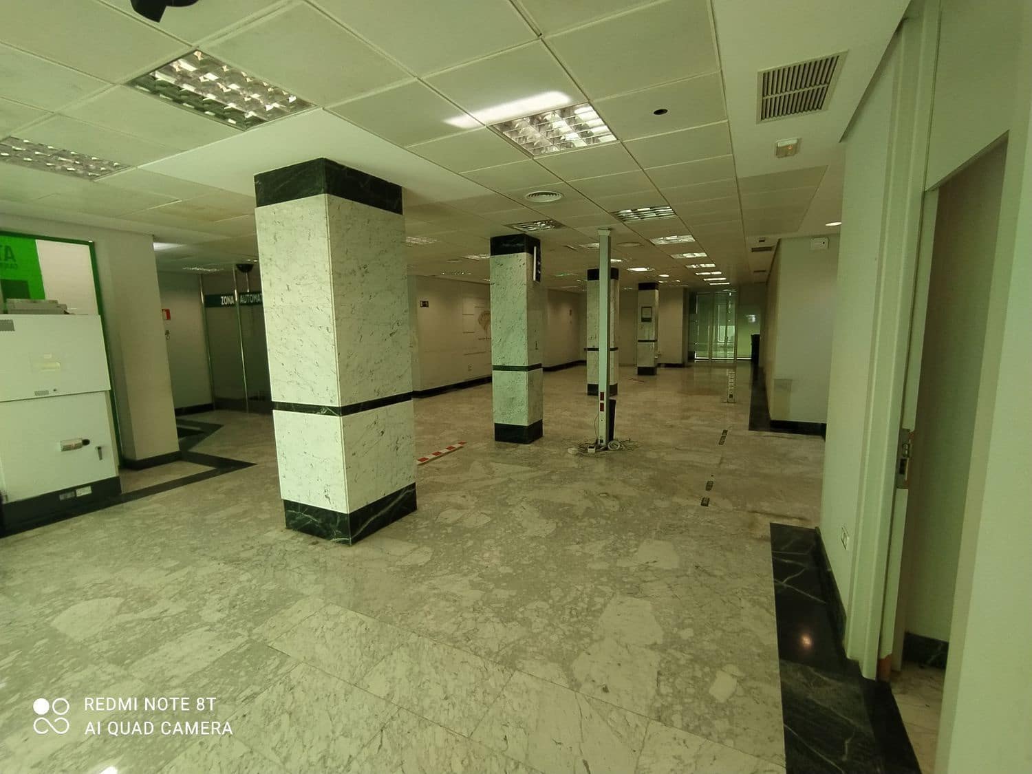 Commercieel te koop in Malaga stad - € 403.100 (Ref: 9506139)