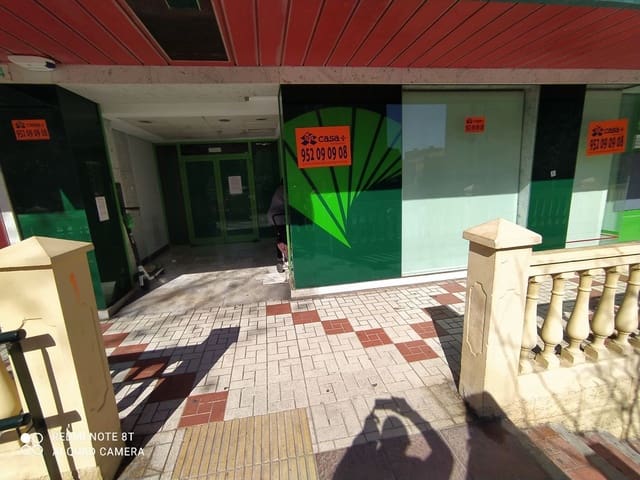 Commercieel te koop in Nuevo San Andres 1, Málaga stad - € 403.100 (Ref: 9506139)