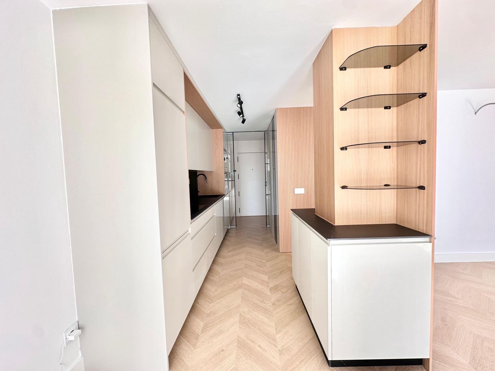 Piso de 3 habitaciones en Málaga ciudad en venta - 930.000 € (Ref: 9506151)