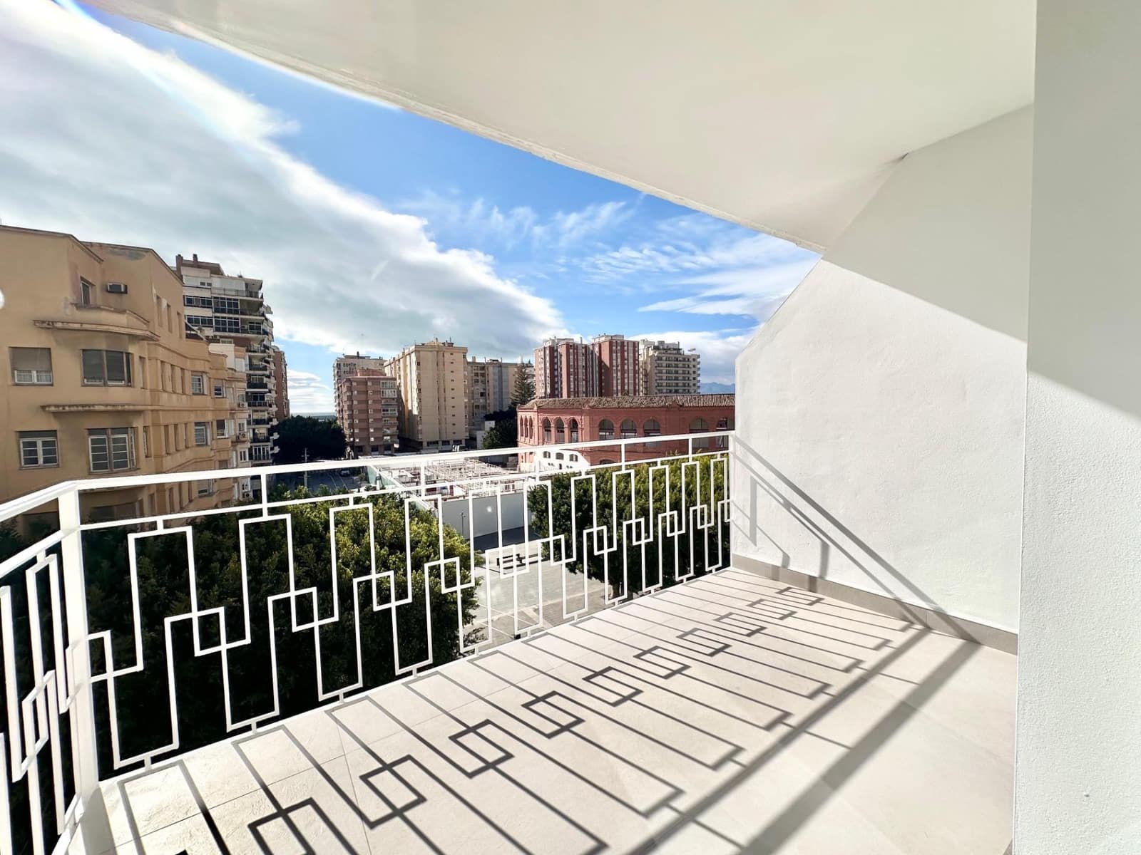 Piso de 3 habitaciones en Málaga ciudad en venta - 930.000 € (Ref: 9506151)