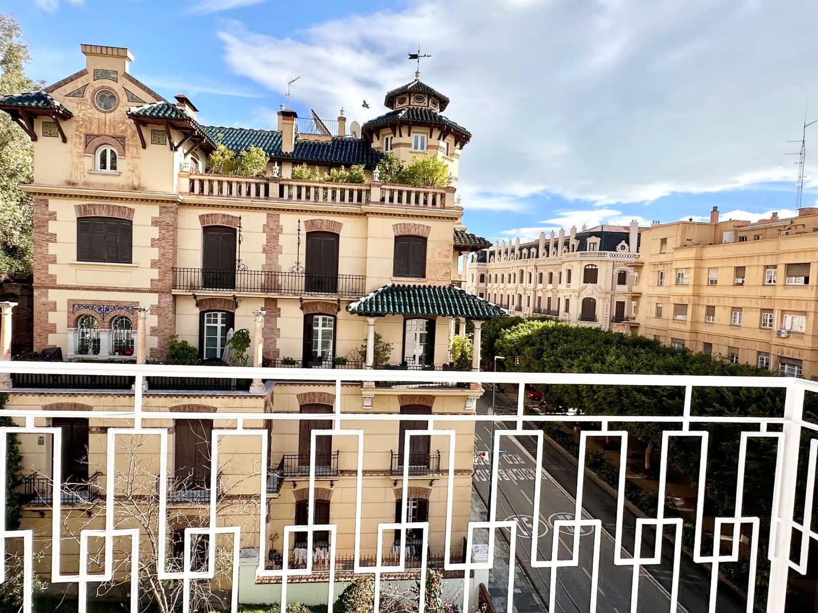 Piso de 3 habitaciones en Málaga ciudad en venta - 930.000 € (Ref: 9506151)