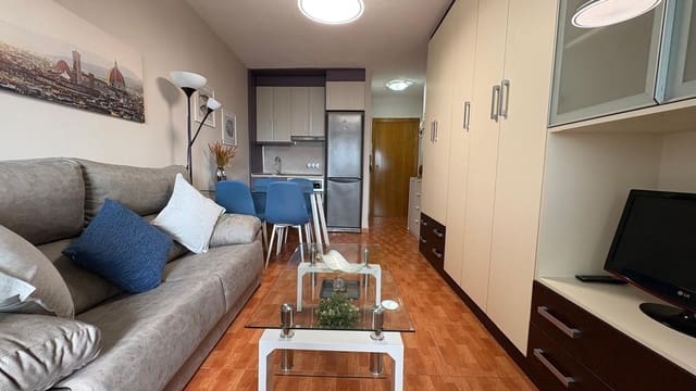 1 sovrum Lägenhet att hyra i Torremolinos - 800 € (Ref: 9509032)