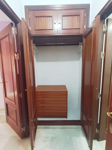 1 bedroom Flat for rent in Málaga city - € 850 (Ref: 9513491)