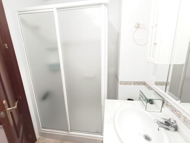 1 bedroom Flat for rent in Málaga city - € 850 (Ref: 9513491)