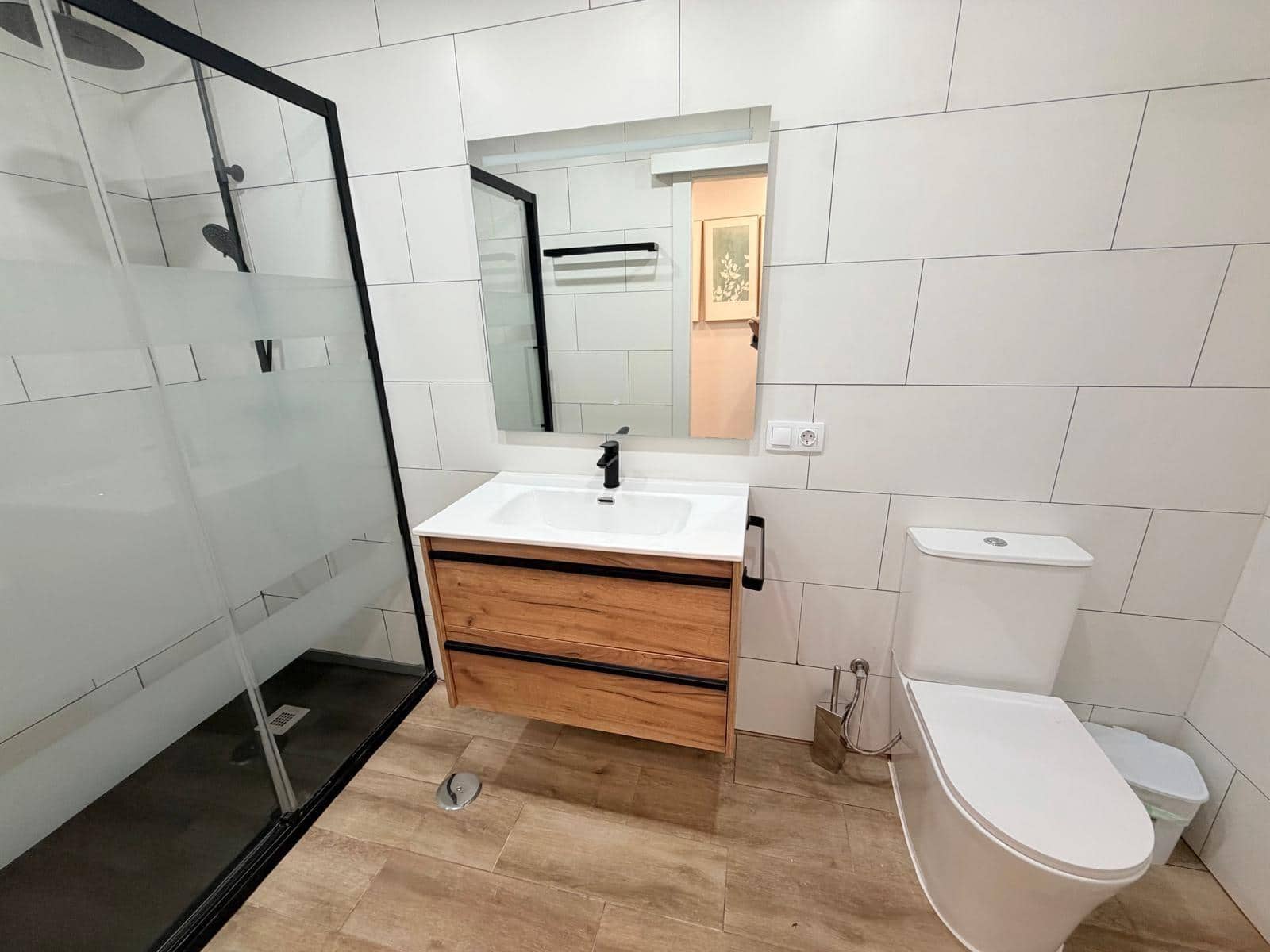 2 soverom Leilighet til leie i Malaga by - € 1 150 (Ref: 9519029)