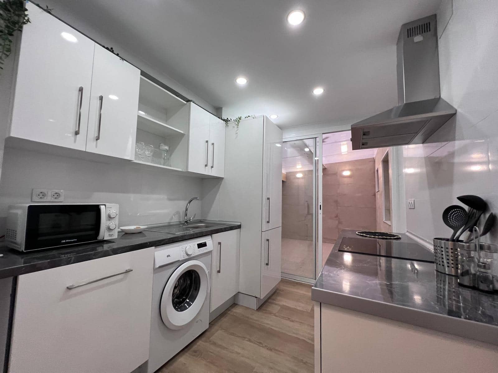 2 soverom Leilighet til leie i Malaga by - € 1 150 (Ref: 9519029)