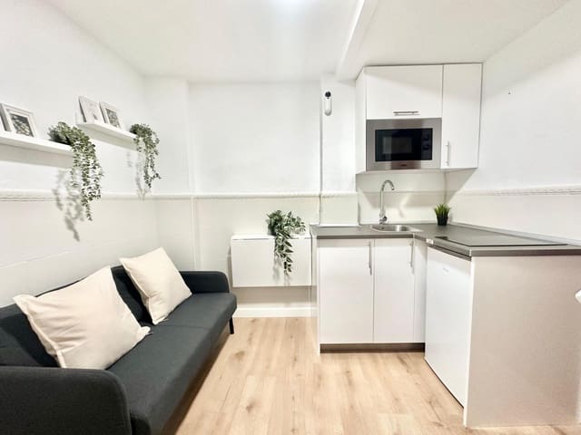 1 makuuhuone Omakotitalo myytävänä paikassa Arroyo de los Angeles, Málaga kaupunki - 139 000 € (Ref: 9524411)