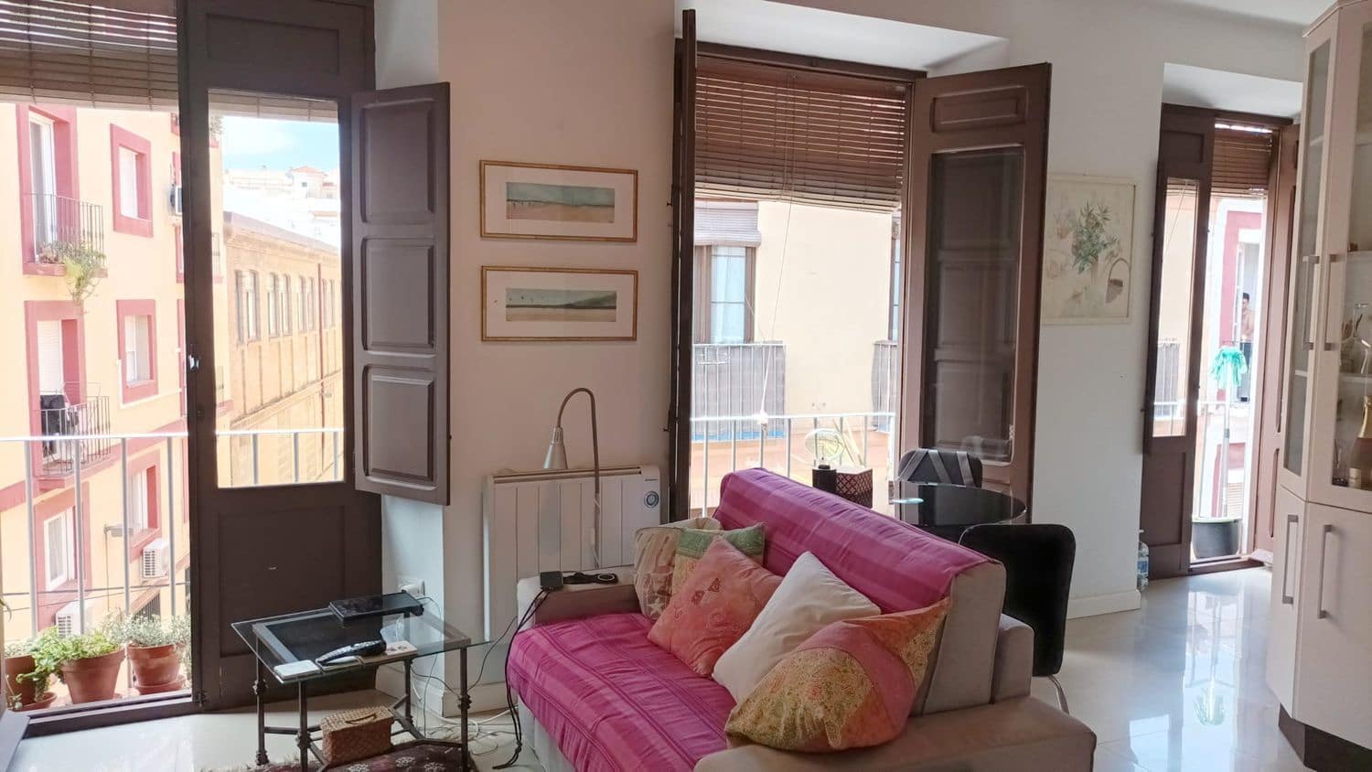 1 soveværelse Lejlighed til leje i Malaga by - € 850 (Ref: 9527792)