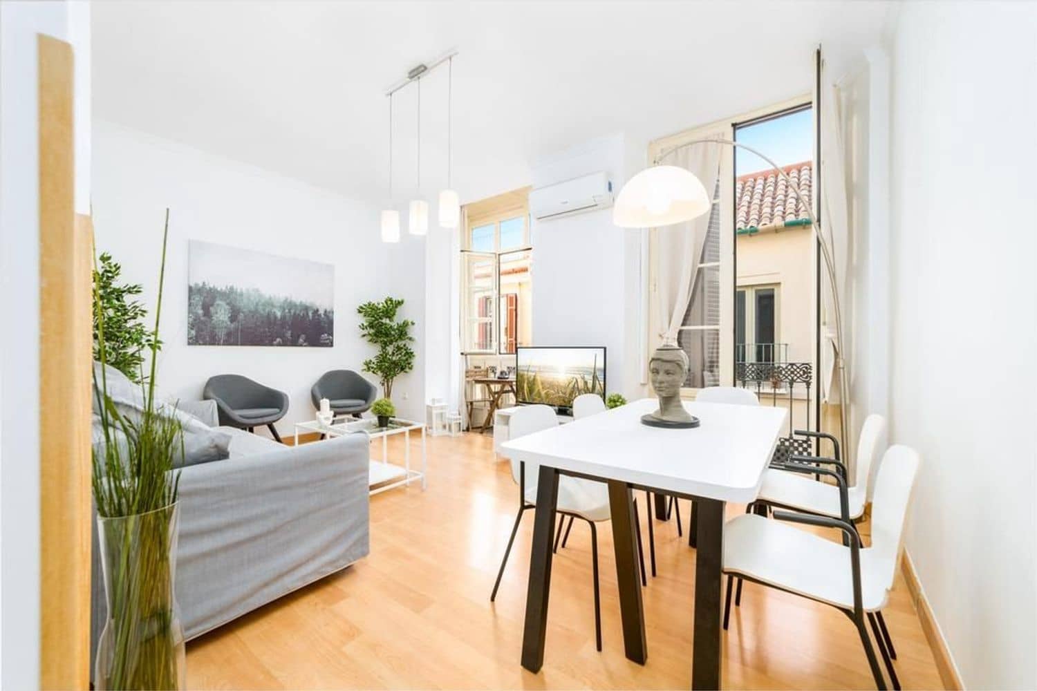 2 soveværelse Lejlighed til leje i Malaga by - € 1.200 (Ref: 9527793)