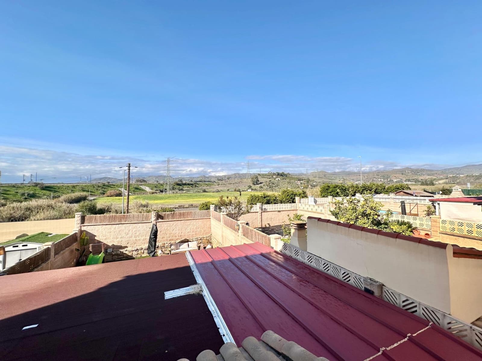 3 sypialnia Dom blizniak na sprzedaż w Cartama z basenem garażem - 385 000 € (Ref: 9530728)