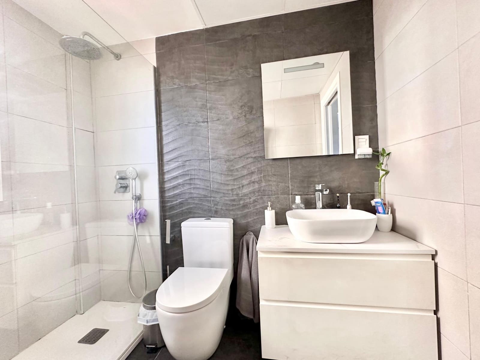 3 sypialnia Dom blizniak na sprzedaż w Cartama z basenem garażem - 385 000 € (Ref: 9530728)