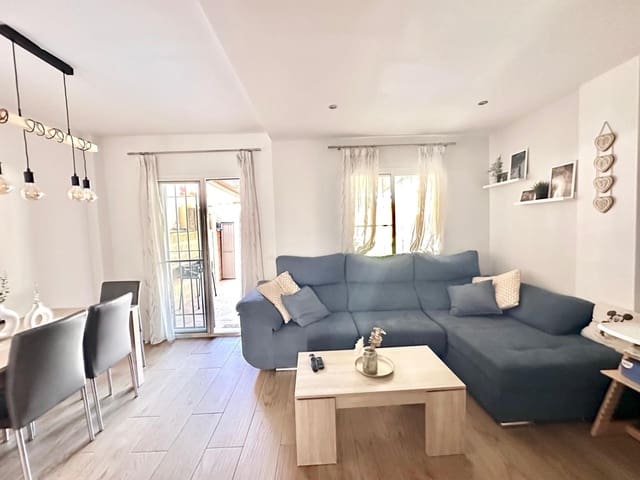 3 sypialnia Dom blizniak na sprzedaż w Cártama z basenem garażem - 385 000 € (Ref: 9530728)