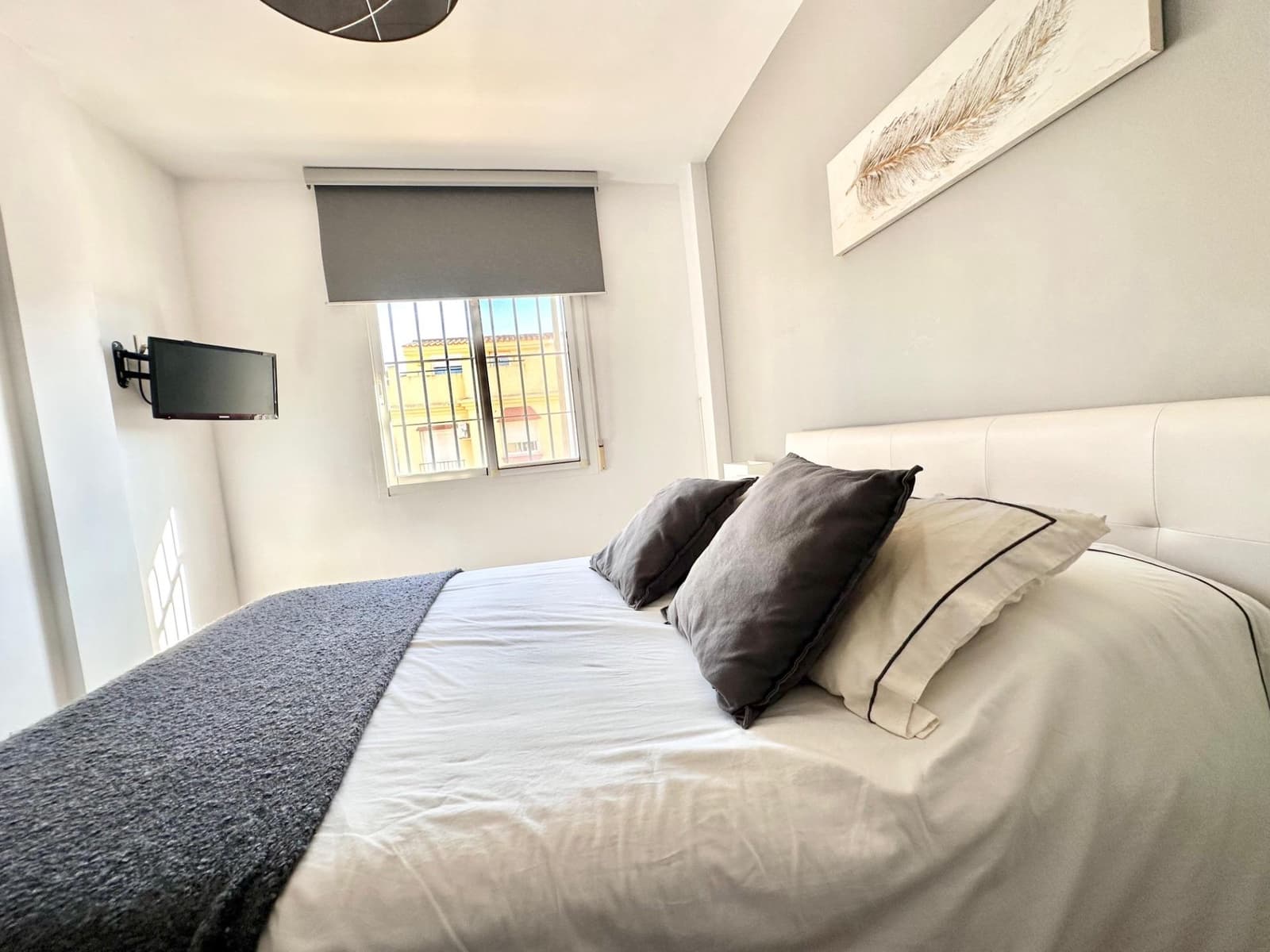 3 sypialnia Dom blizniak na sprzedaż w Cartama z basenem garażem - 385 000 € (Ref: 9530728)