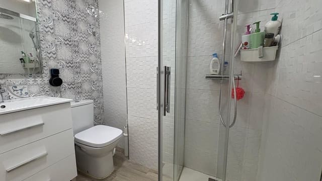 Piso de 2 habitaciones en La Luz, Málaga ciudad en venta - 257.500 € (Ref: 9530729)