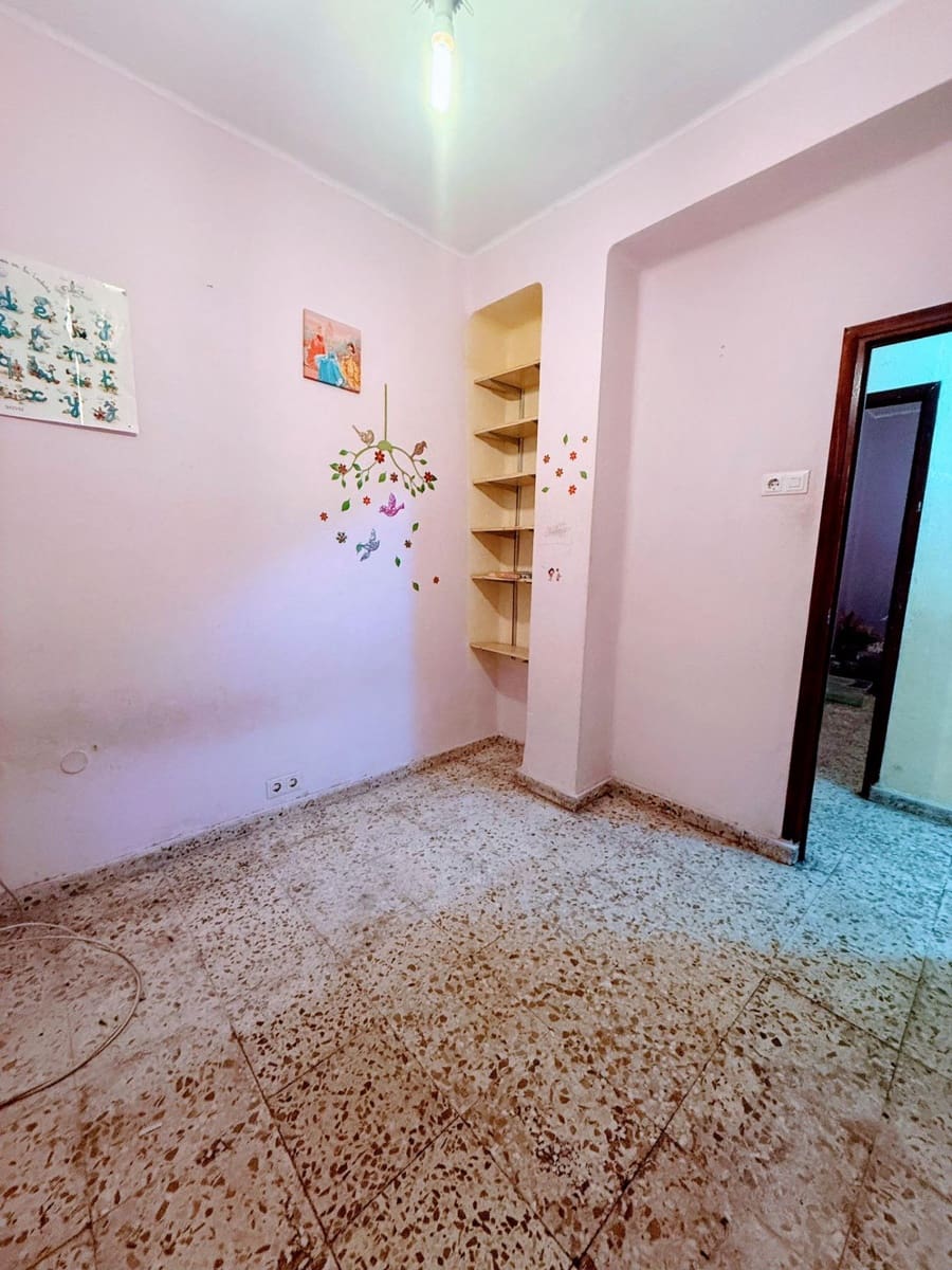 3 sypialnia Mieszkanie na sprzedaż w Miasto Malaga - 187 000 € (Ref: 9533833)