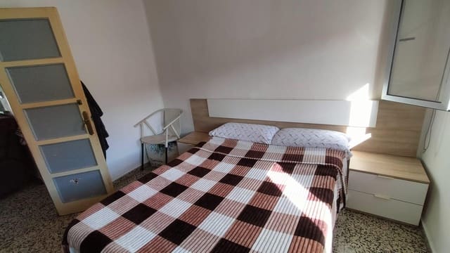 2 soveværelse Lejlighed til salg i Málaga by - € 165.000 (Ref: 9533834)