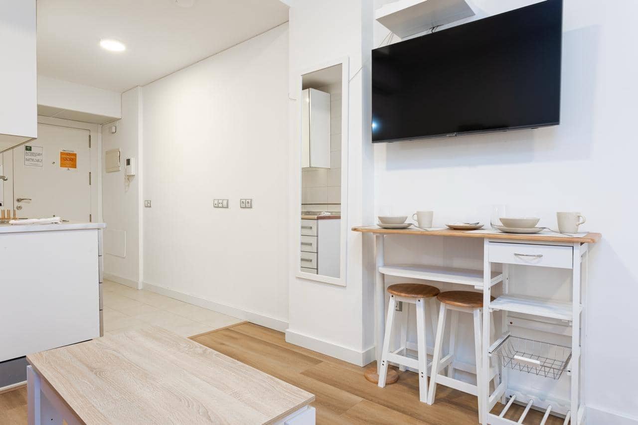 Leilighet til salgs i Malaga by - € 235 000 (Ref: 9533836)