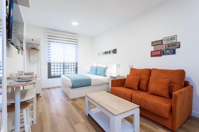 Leilighet til salgs i Centro Historico, Málaga by - € 235 000 (Ref: 9533836)