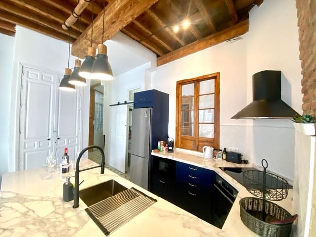 2 soverom Leilighet til salgs i Centro Historico, Málaga by - € 560 000 (Ref: 9536031)