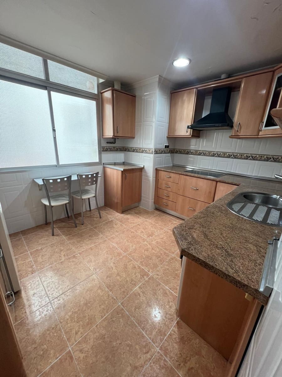 3 Zimmer Wohnung zu verkaufen in Malaga Stadt - 269.000 € (Ref: 9541223)