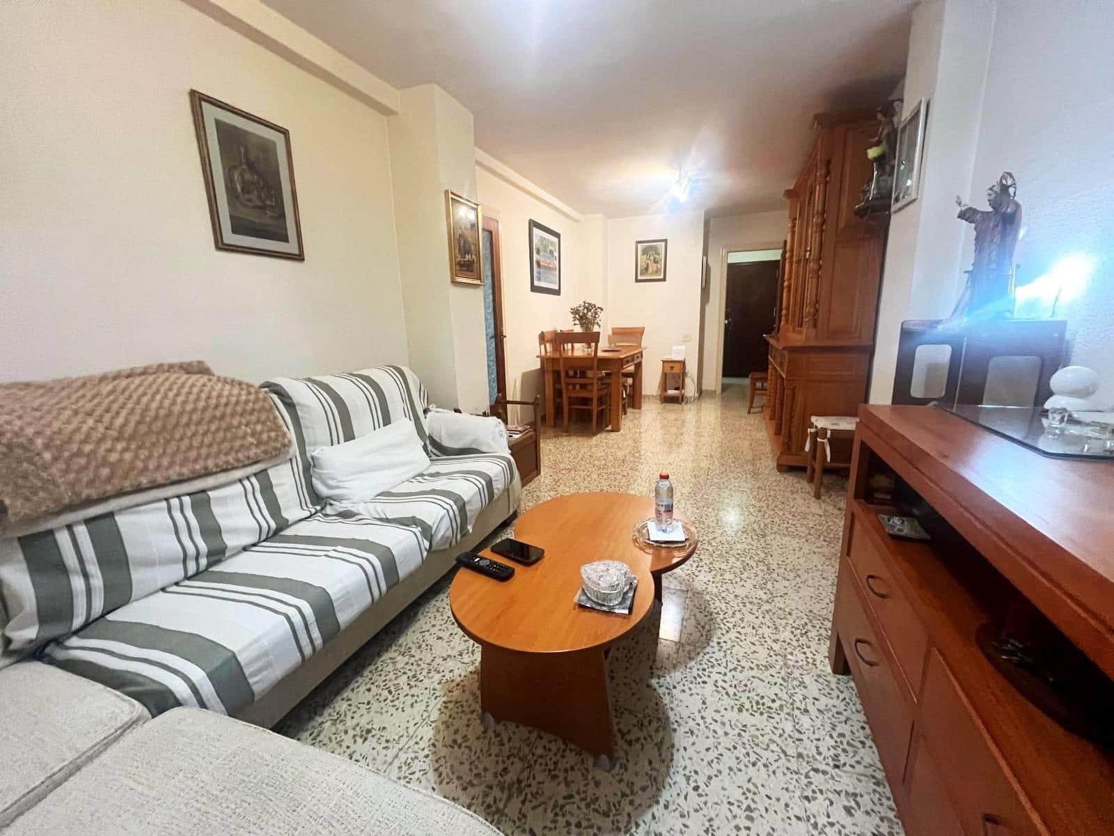 Piso de 3 habitaciones en Málaga ciudad en venta - 230.000 € (Ref: 9541224)