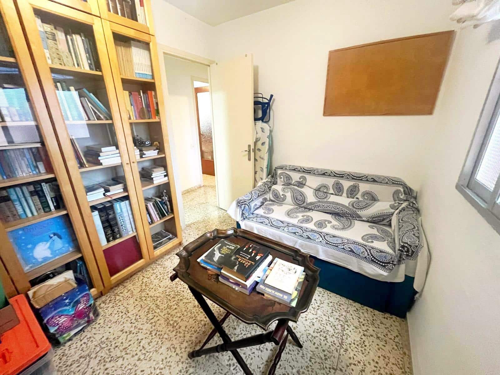 Piso de 3 habitaciones en Málaga ciudad en venta - 230.000 € (Ref: 9541224)