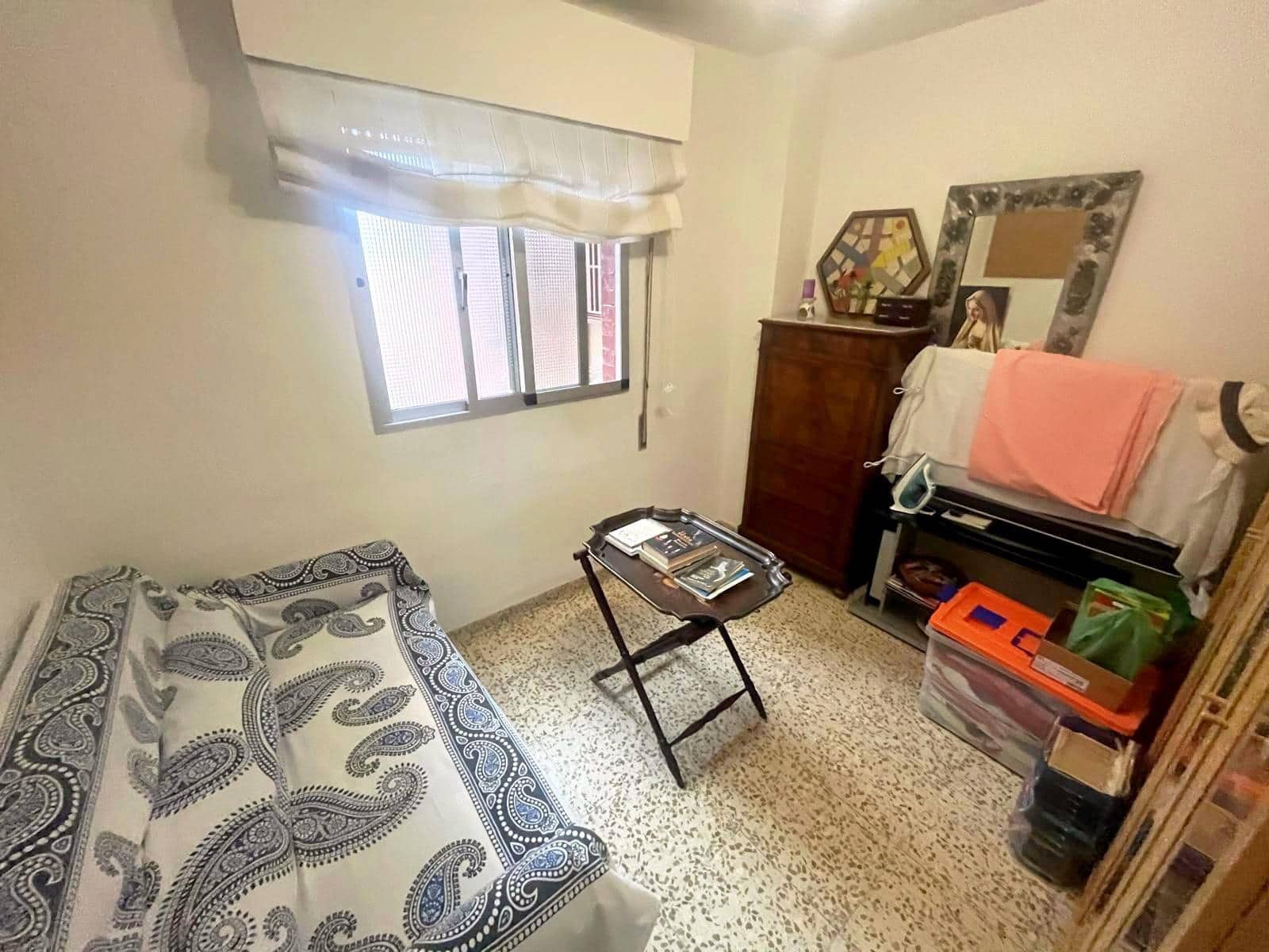 Piso de 3 habitaciones en Málaga ciudad en venta - 230.000 € (Ref: 9541224)