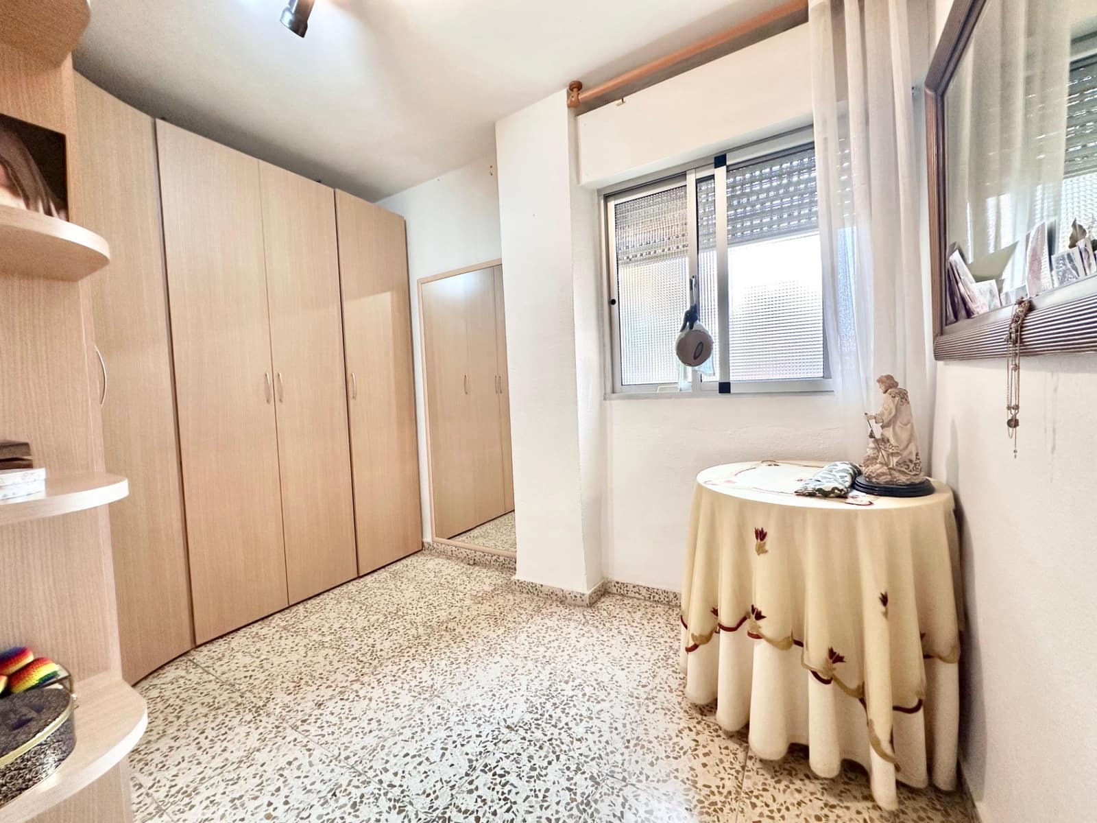 Piso de 3 habitaciones en Málaga ciudad en venta - 230.000 € (Ref: 9541224)