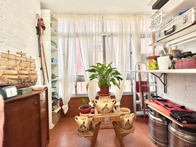 Piso de 3 habitaciones en Málaga ciudad en venta - 230.000 € (Ref: 9541224)