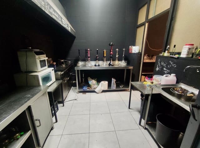 Erhverv til leje i Gamarra, Málaga by - € 1.500 (Ref: 9548340)