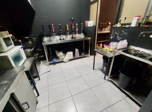 Erhverv til leje i Gamarra, Málaga by - € 1.500 (Ref: 9548340)